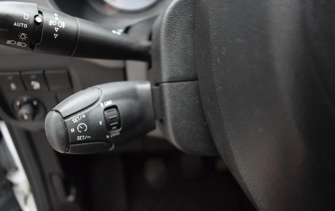 Citroen Berlingo cena 42500 przebieg: 165000, rok produkcji 2017 z Bełżyce małe 497